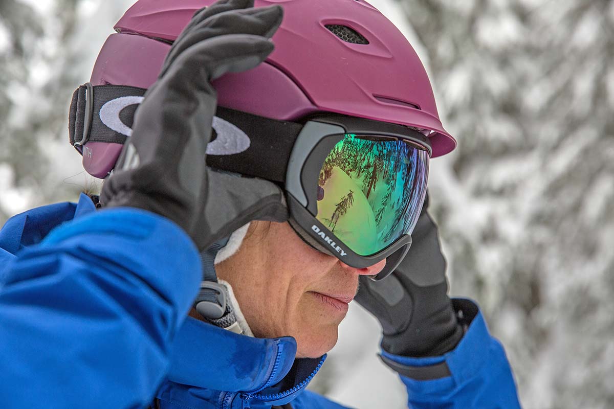 Ski goggles (paired with Smith Vantage helmet)
